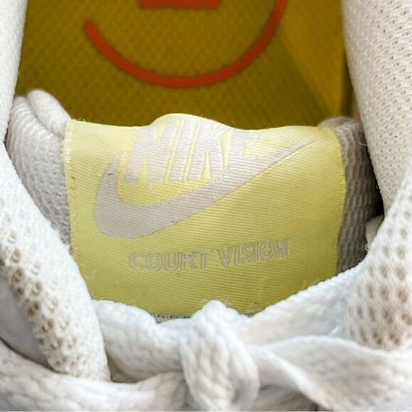 🍋 Nike • Women's Court Vision Low Sneaker White/Lt Zitron-bright Mango Size 8.5 - Picture 9 of 11